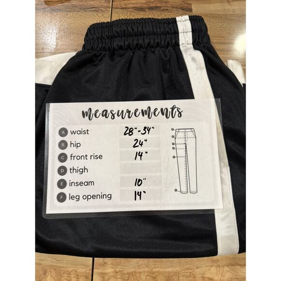 VTG Air Jordan Basketball Silky Shiny Dazzle Black White Shorts 1985/2005 - Picture 9 of 10